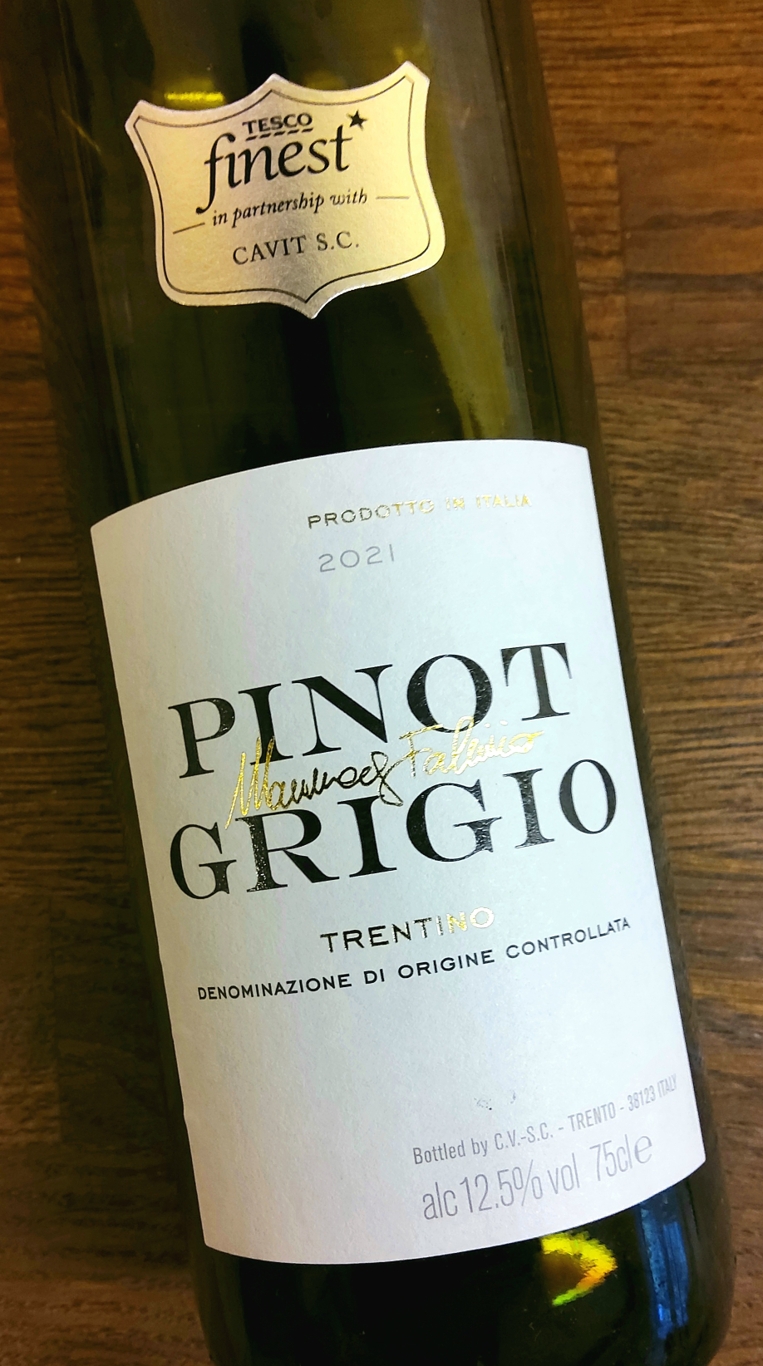 tescofinestpinotgrigio 01
